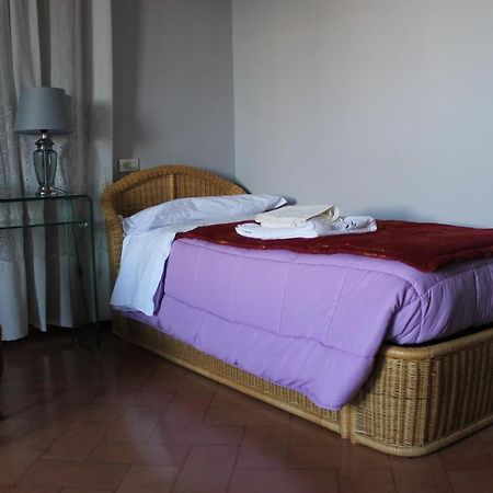 Villa Casa Arezzola à Spolète Extérieur photo