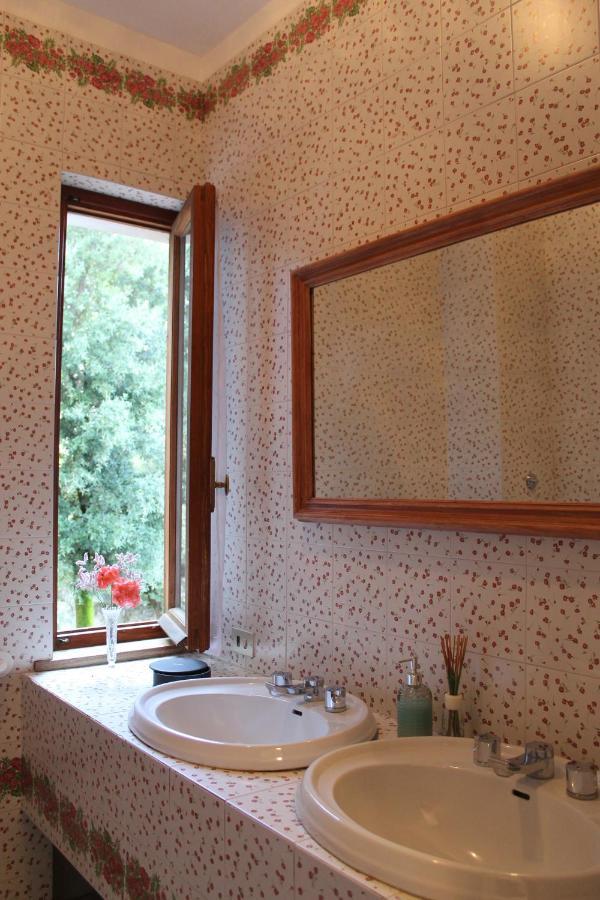 Villa Casa Arezzola à Spolète Extérieur photo